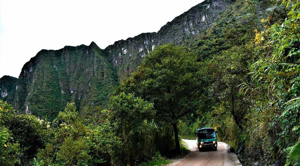 Carretera Hiram Bingham a Machu Picchu